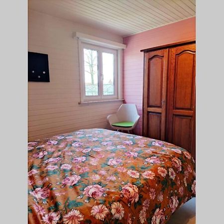 Vila Scandinavie Vlak Bij Huis Laarne Exteriér fotografie